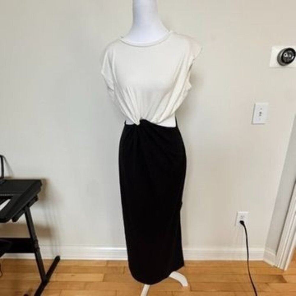 VICI Cutout Waist Black & White Dress – Size Large
